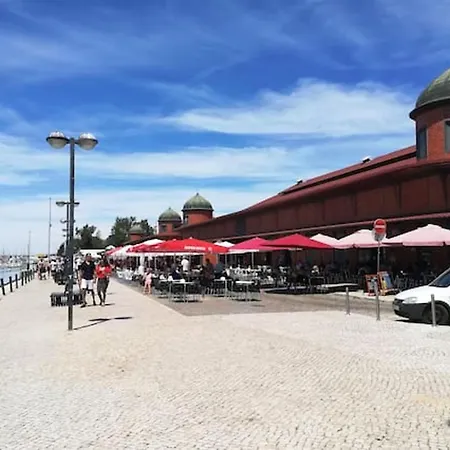 With 2 Bedrooms In With Wifi Apartment Olhao